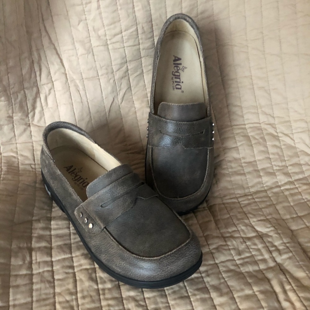 Alegria Size 40 Taylor Gray loafers